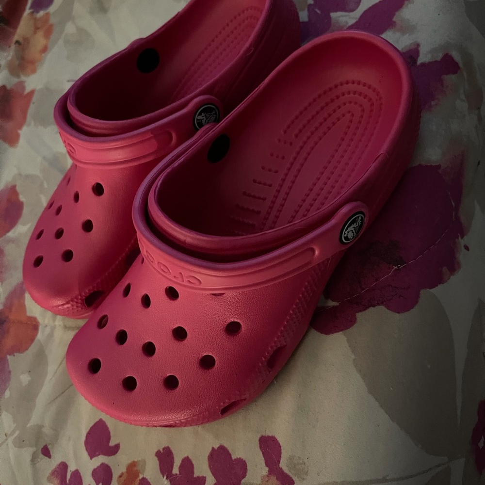 Pink Crocs size 6